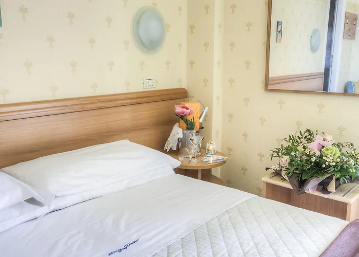 San Francisco Hotel 3*