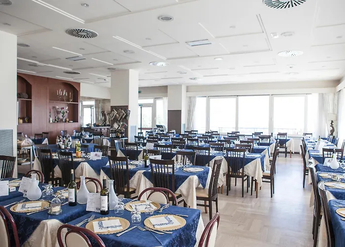 Otel San Francisco 3*