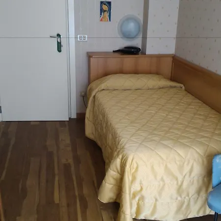 Отель San Francisco Римини